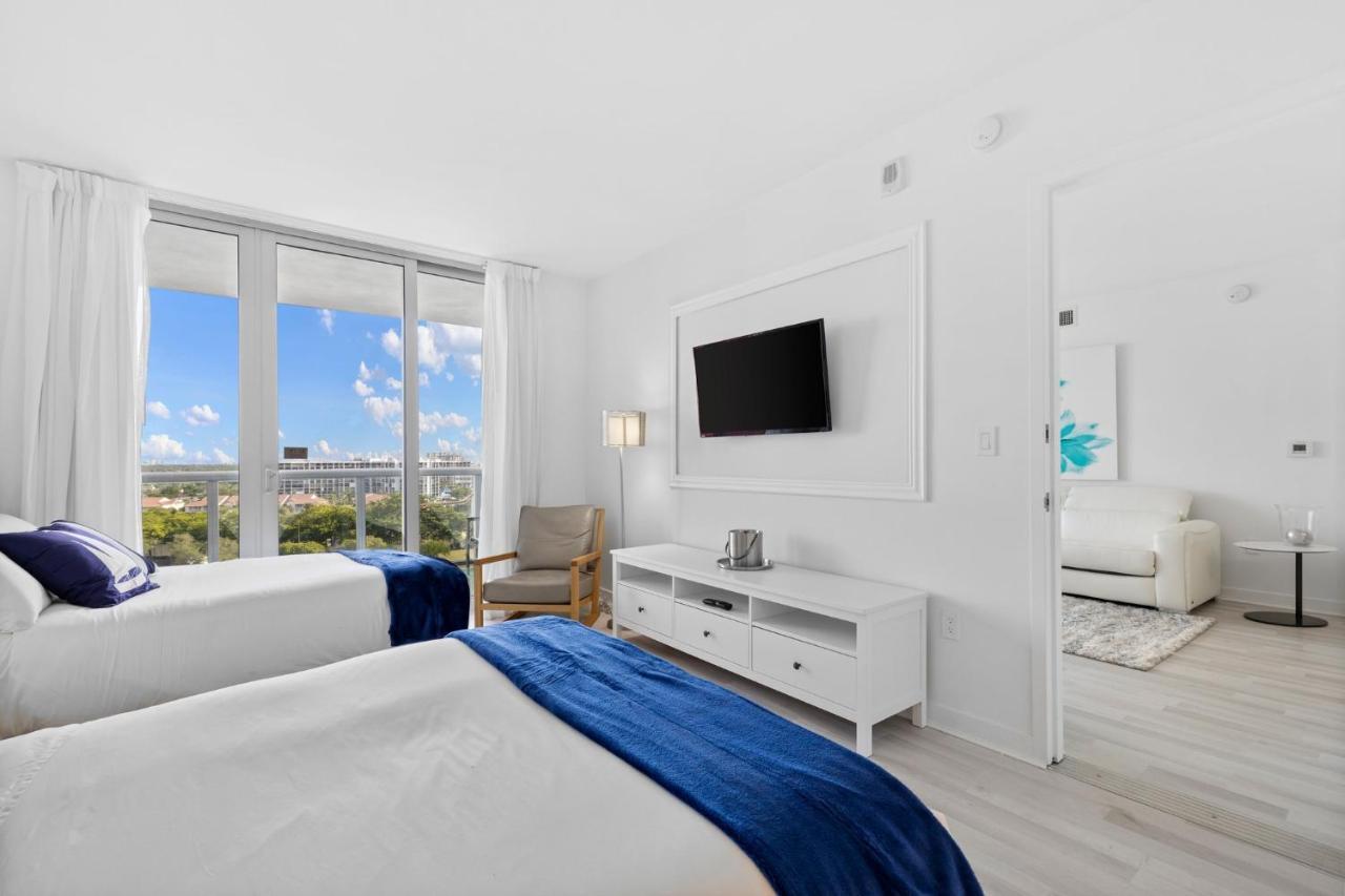 Beachwalk Resort Hotel Hallandale Beach Exterior photo